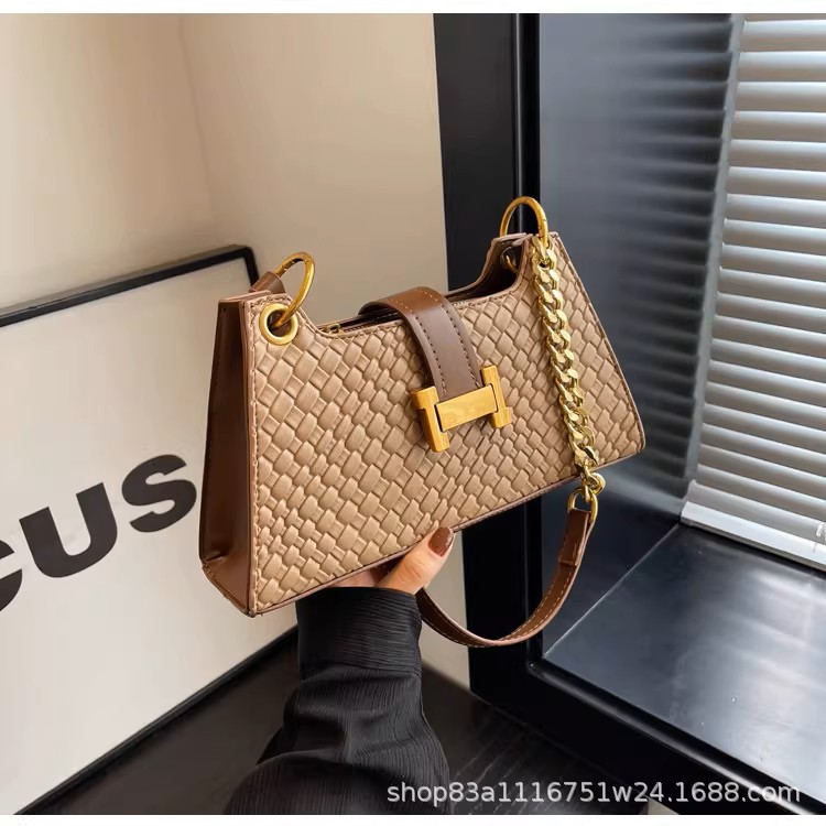 LIGHT BROWN